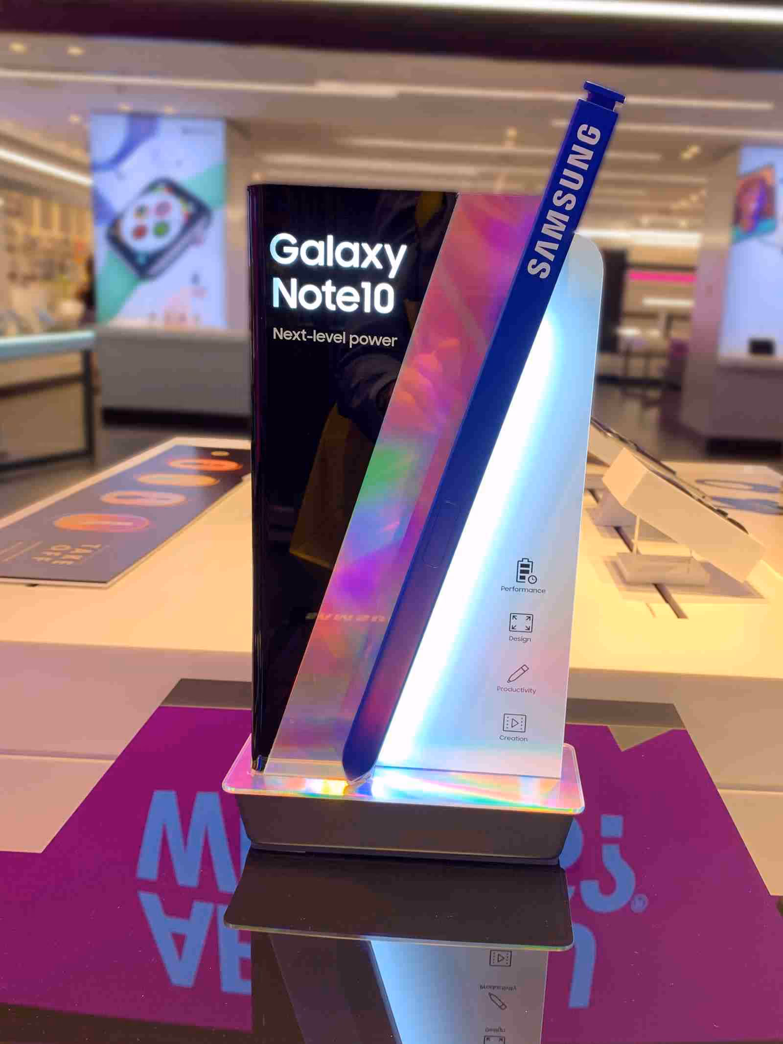 Samsung retail display of a large digital pen
