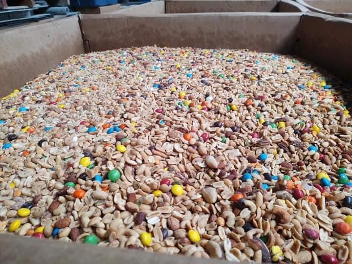 MIXED NUTS/NUT TRAIL MIX