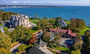 Salve Regina University