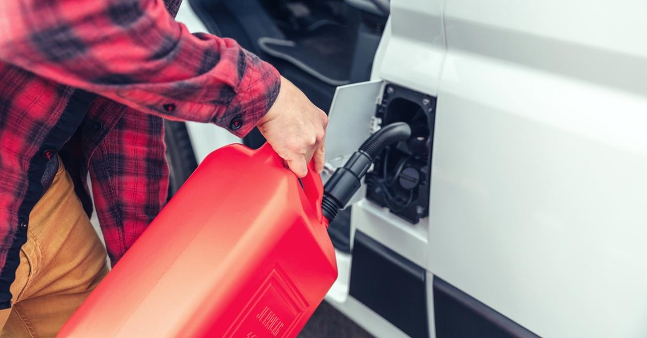 How Much Does It Cost To Fill Up An RV?