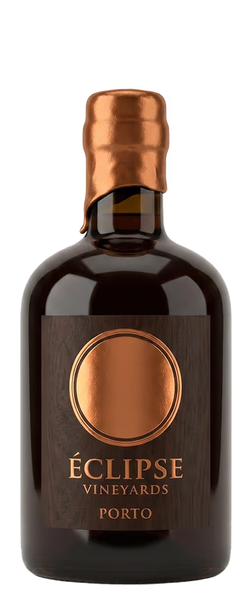 Dark bottle of Éclipse Vineyards Porto with copper seal and label featuring a copper circle done with AI.