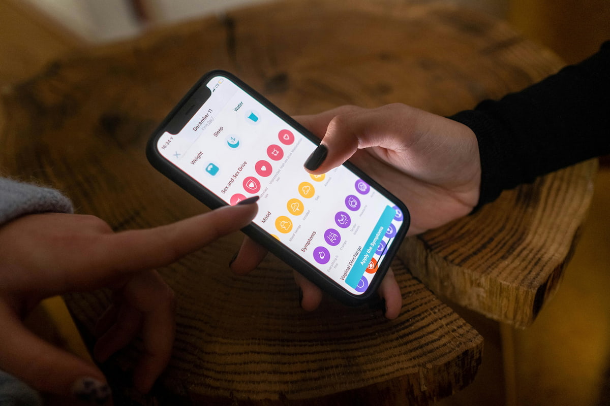 A free PCOS/PMOS symptom tracker to log your symptoms and map trends.