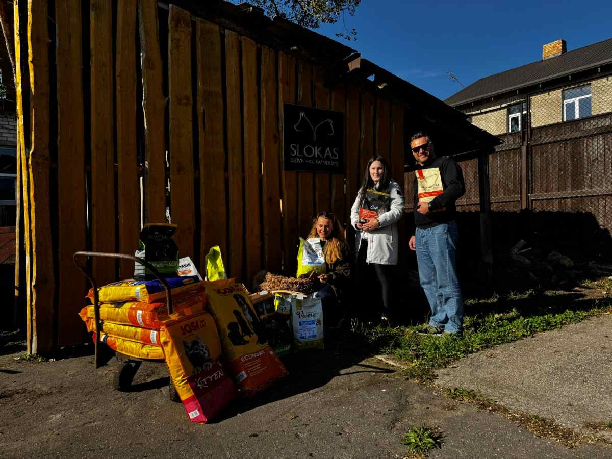 SMScredit.lv iniciatīva “Labais vairo labo” nodrošina trīs mēnešu maltītes Slokas dzīvnieku patversmes iemītniekiem
