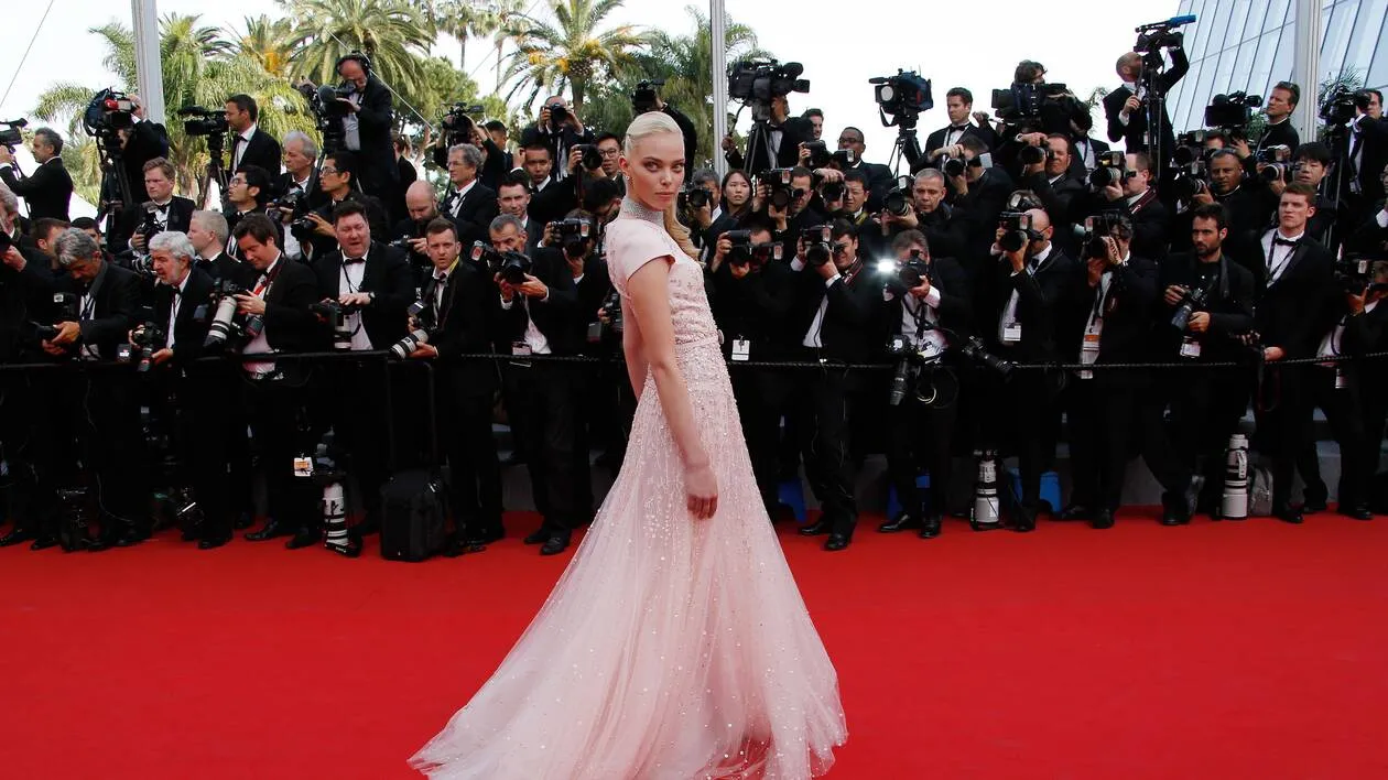 A red-carpet arrival at a major event