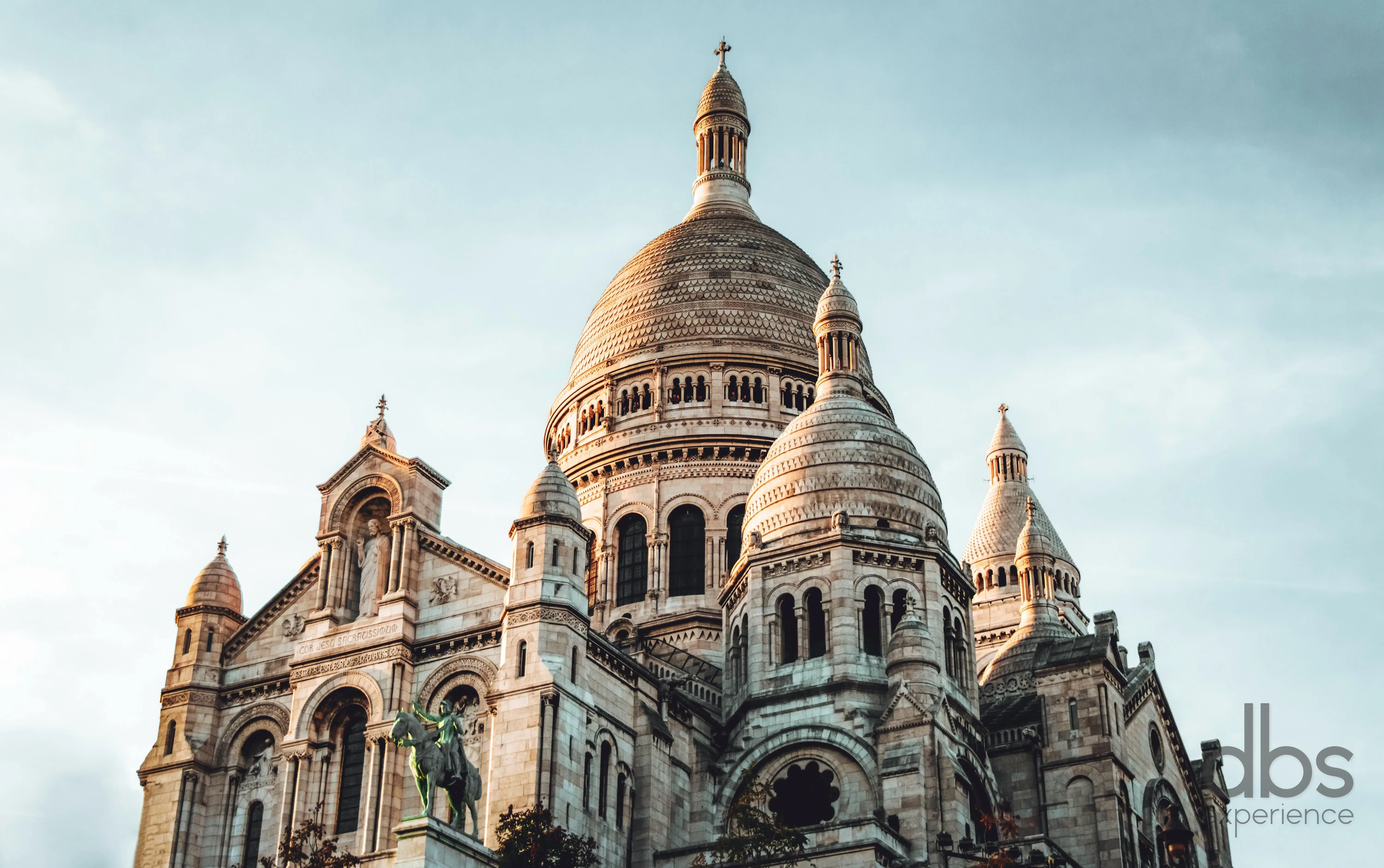The Sacré-Cœur basilica in Montmartre, Paris