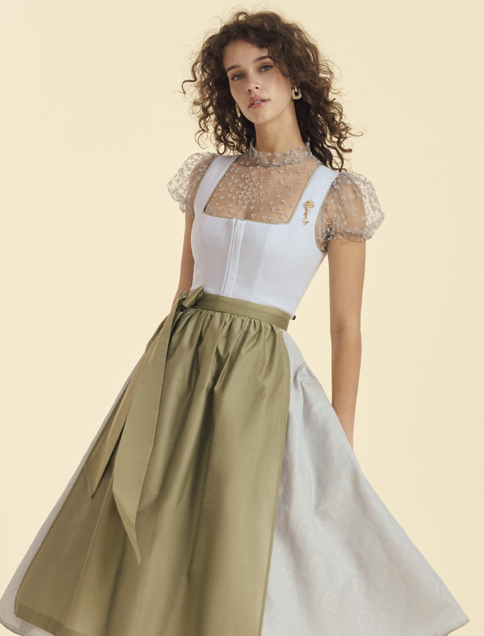 Dirndl Lamia N° 26205-80-63 <br> Dirndlbluse Leni N° 25373-2