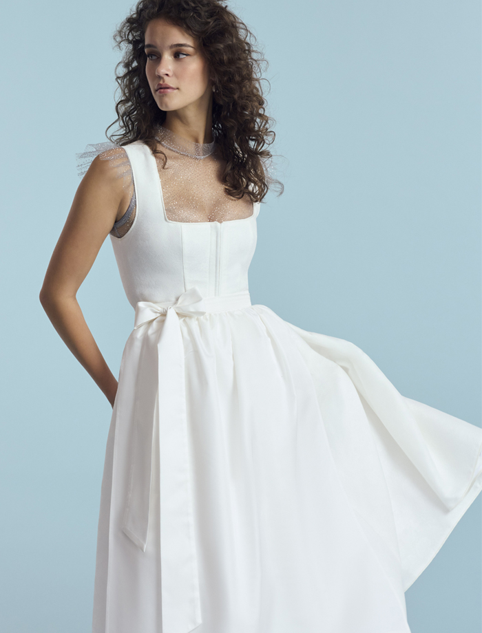 Dirndl Patras N° 26204-80-2 <br> Dirndlbluse Heiki N° 25830-91