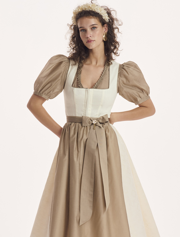 Dirndl Lamia N° 26205-80-95 <br> Dirndlbluse Colada N° 26225-8