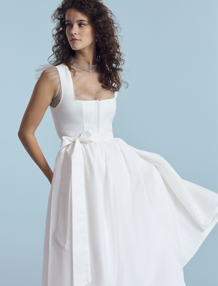 Dirndl Patras N° 26204-80-2 <br> Dirndlbluse Heiki N° 25830-91