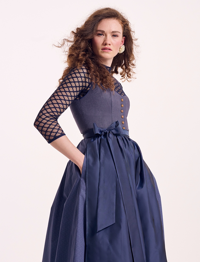 Dirndl Nora N° A25502-10 <br> Dirndlbluse Inga N° A23513-DA-61