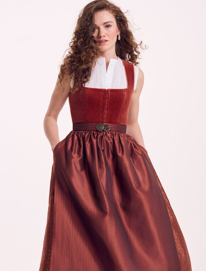 Dirndl Lumi N° A25503-80-130 <br> Dirndlbluse Romy N° A1769-2