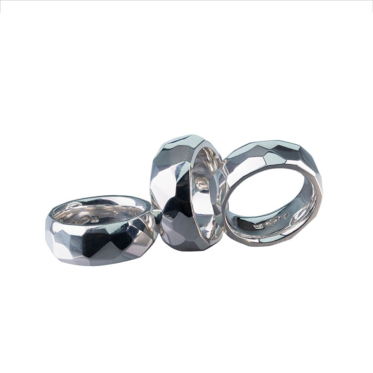 Available on request in Sterling Silver and 18K Gold