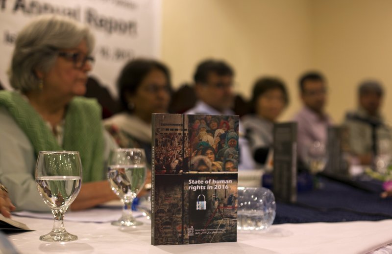 Monitoring group offers mixed review of rights in Pakistan