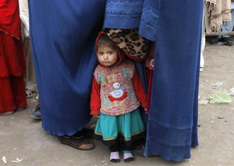 Rights group says Pakistan forcing Afghan refugees home