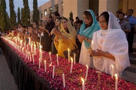 Islamic State group in competition for recruits in Pakistan