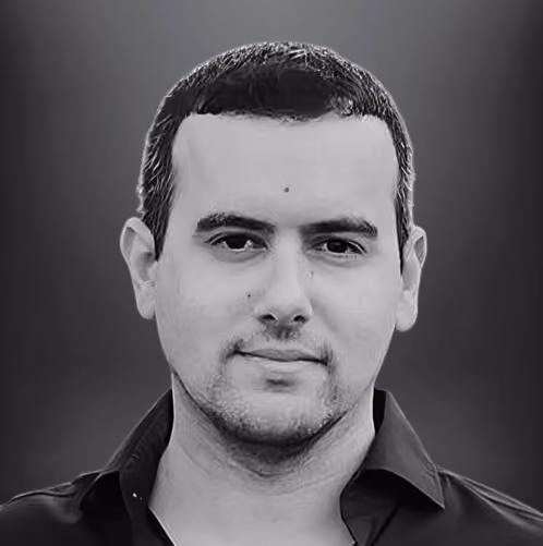 Gil Barak headshot
