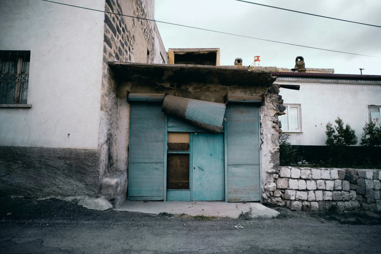 A low-security entrance door to a house