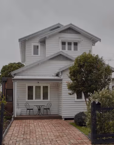 5 things to consider when adding a second storey extension to your home