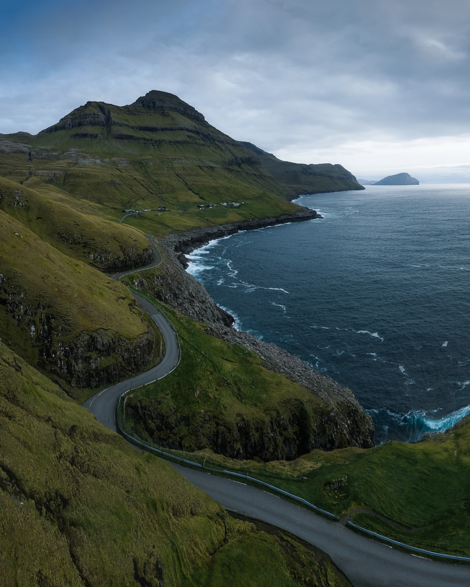 Vestmanna, Kvívk & Leynar