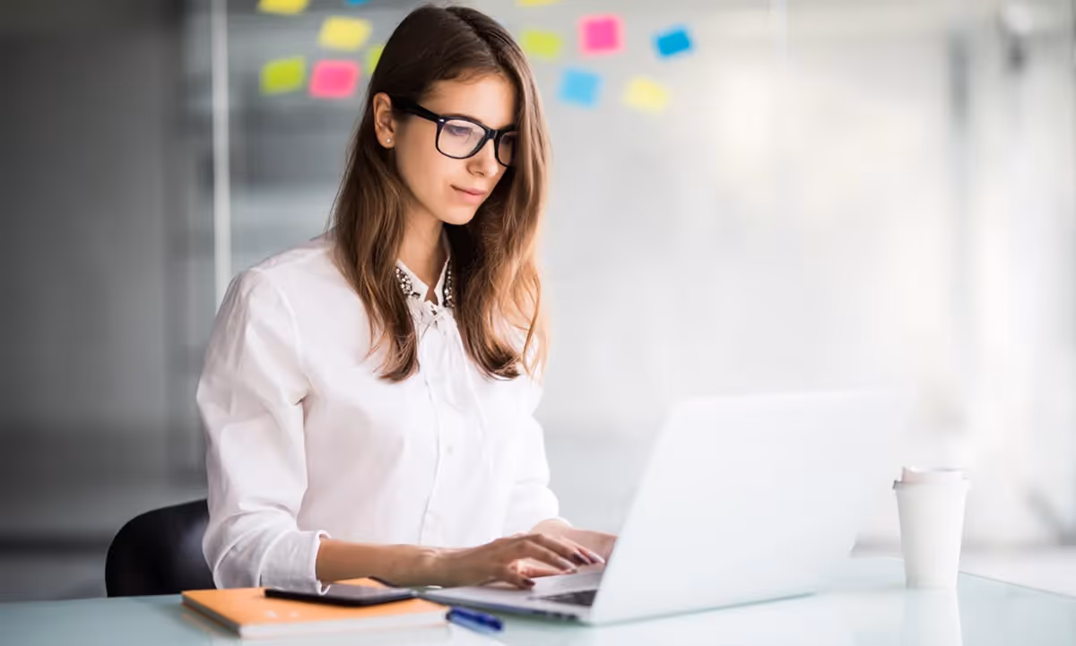 Guru Review: Pricing, Fees, and Hiring Models Explained