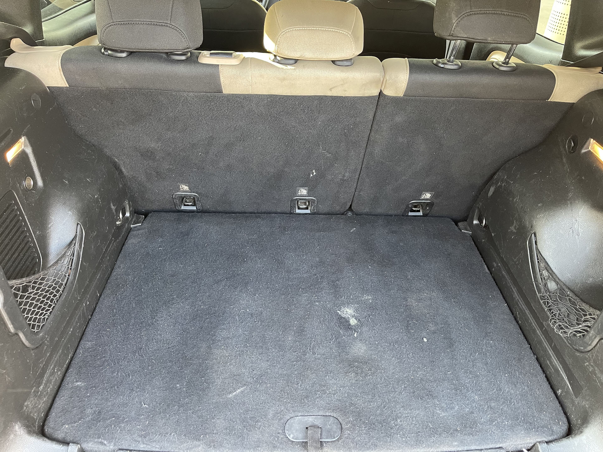 2016 Jeep Renegade Trunk