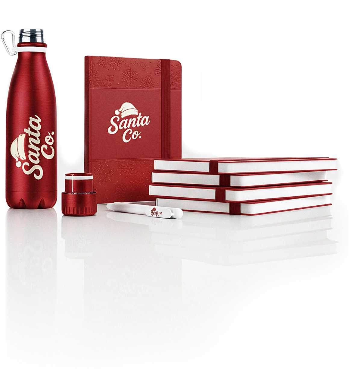 Eine Thermoflasche, Notizbuch und Kugelschreiber in festlichem Weihnachtsdesign