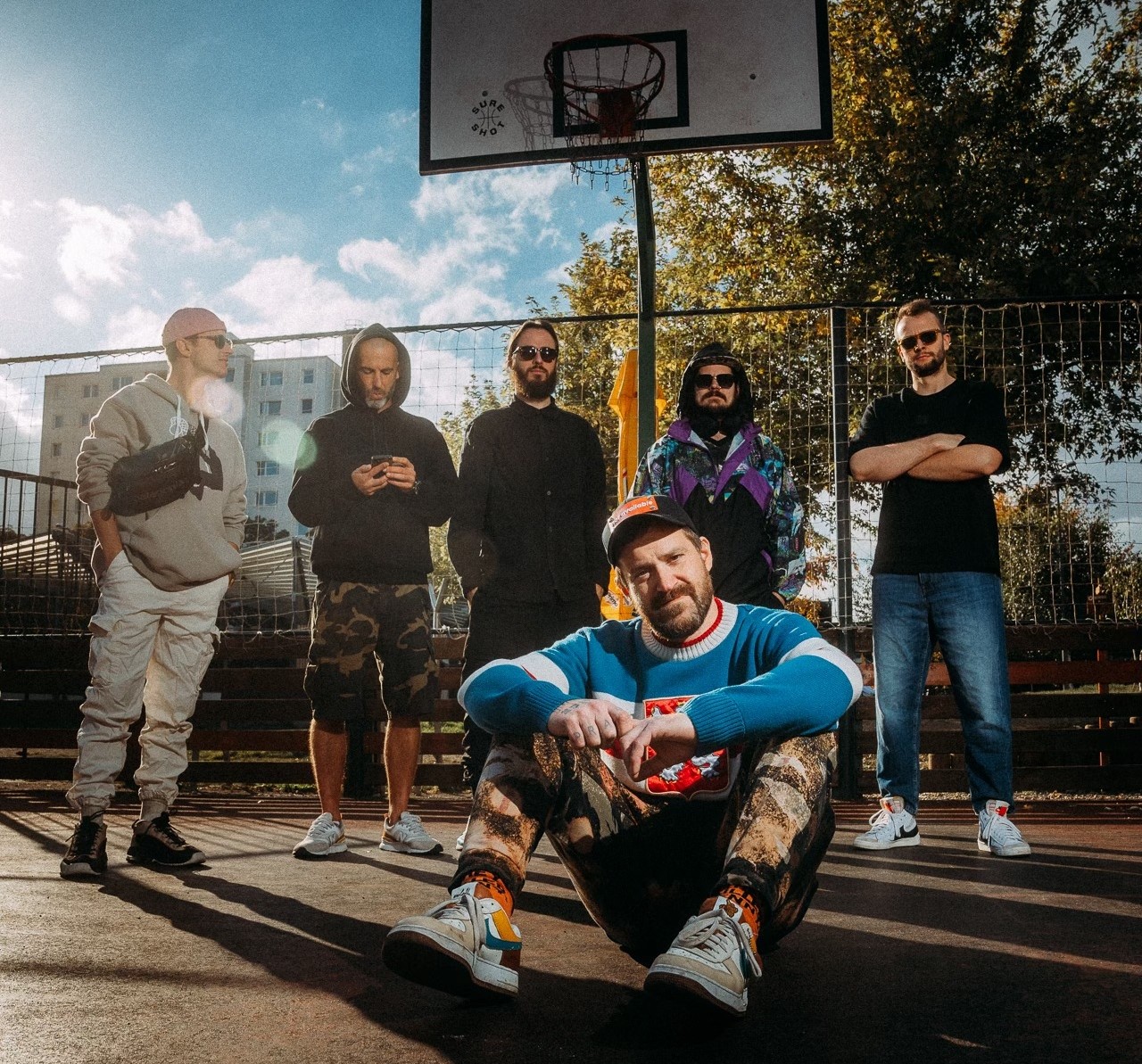 Letní koncerty na náměstí: Behind the Beat + Prago Union