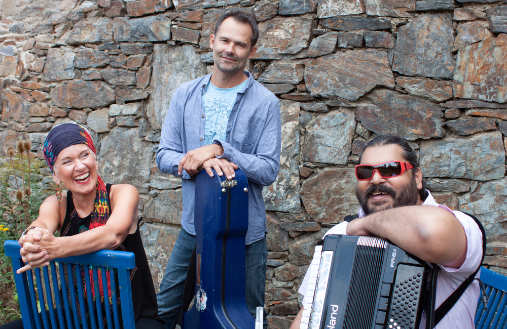 JAMAIR - Budweiserová, Biháry, Racek