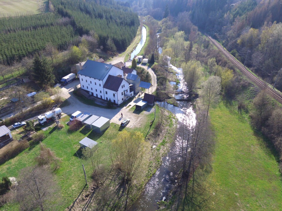 Letem zpracovatelským světem: vycházka z Jihlavy do Rantířova s exkurzí Pekárkova mlýna