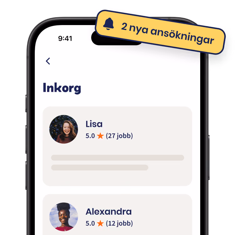 Skärmavbild av Yepstr appen som visar Inkorg med två ansökningar från Lisa och Alexandra, båda har 5-stjärnigt betyg.