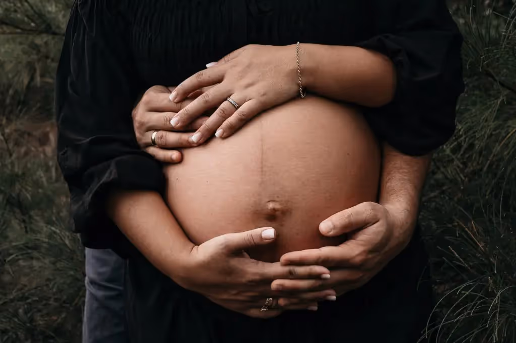 Att vara gravid är svårt, utmattande och kan kännas hjälplöst, här finns tips för att göra det enkelt