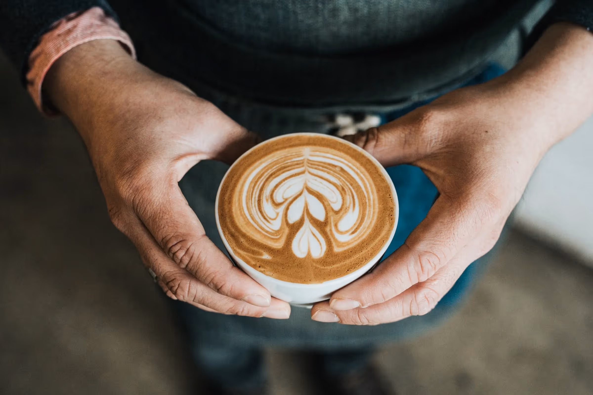 Är det okej att dricka kaffe när man är gravid?|Kan barnet påverkas av kaffe när man är gravid?|Kaffe som gravid bör drickas i moderation