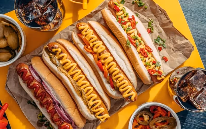 différentes variétés de hot dog