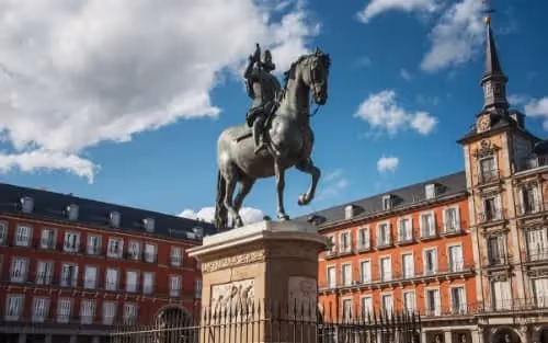 15 Faits Surprenants sur le Roi Charles III