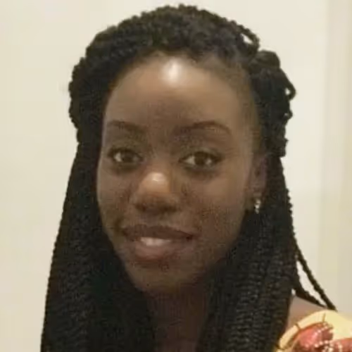 Des élèves dans un cours collectif