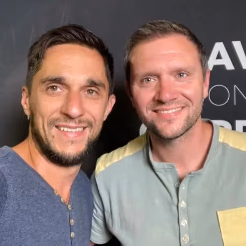 Des élèves dans un cours collectif