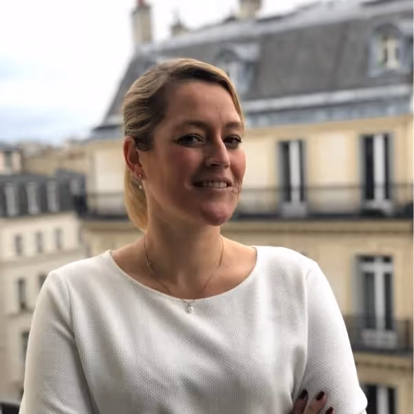 Des élèves dans un cours collectif