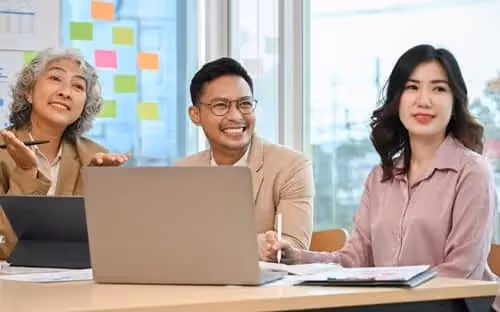 Cours d'anglais en groupe : comment optimiser votre apprentissage ?