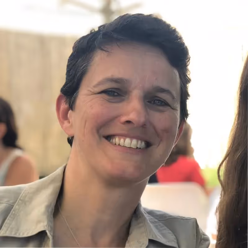 Des élèves dans un cours collectif