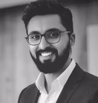 Des élèves dans un cours collectif