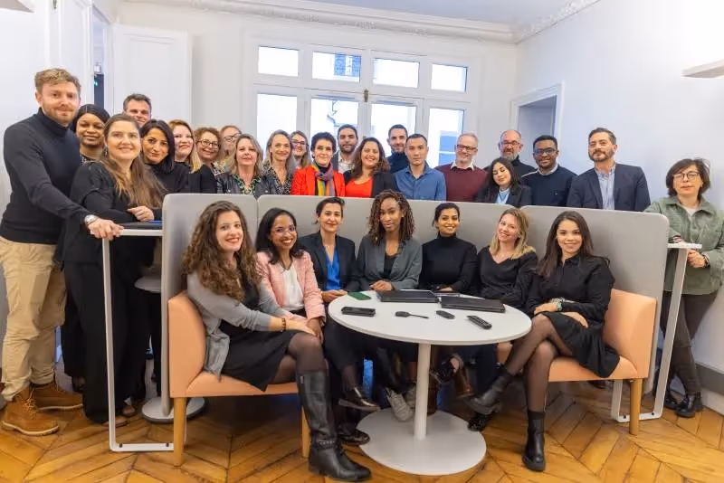 Des élèves dans un cours collectif