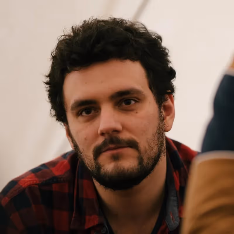 Des élèves dans un cours collectif