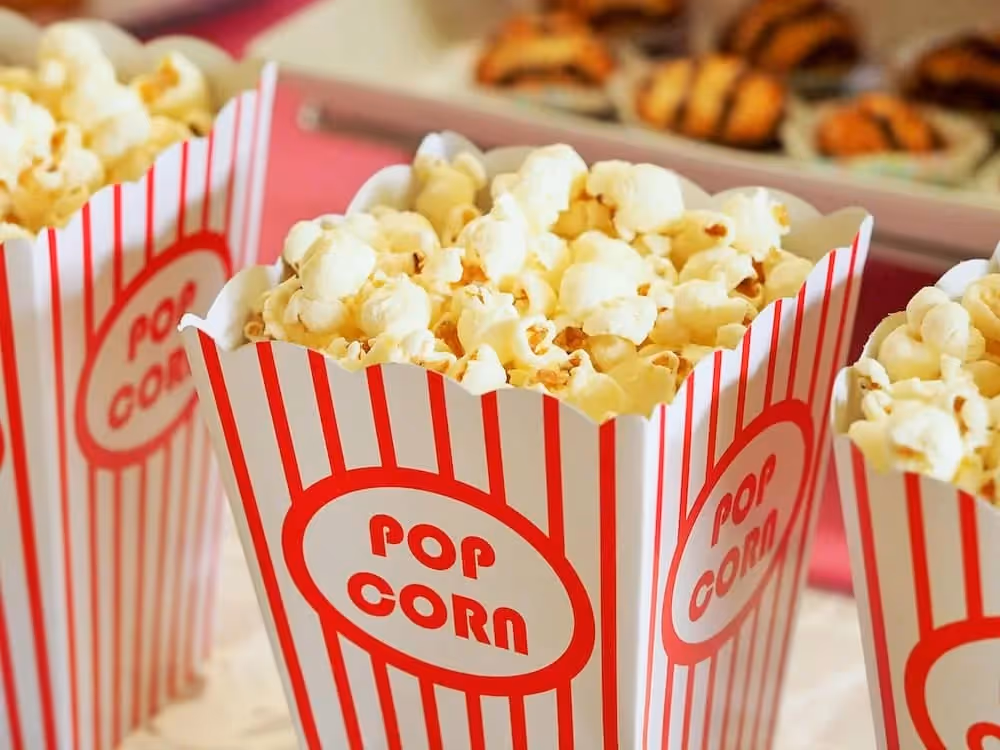 Pop corn pour illustrer que le cinéma est une bonne option pour améliorer son anglais rapidement à Marseille