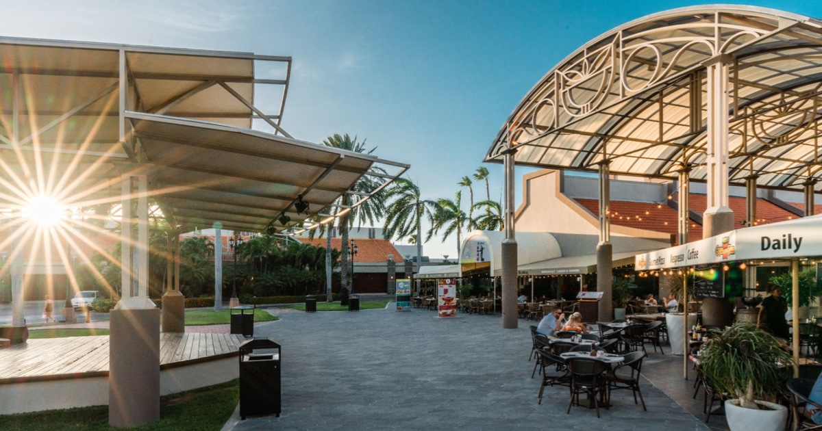 Renaissance Marketplace