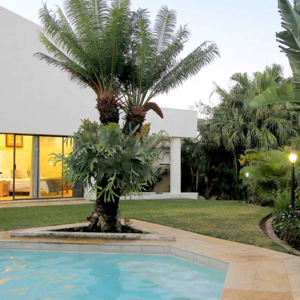La Dolce Vita Guesthouse Outside Area