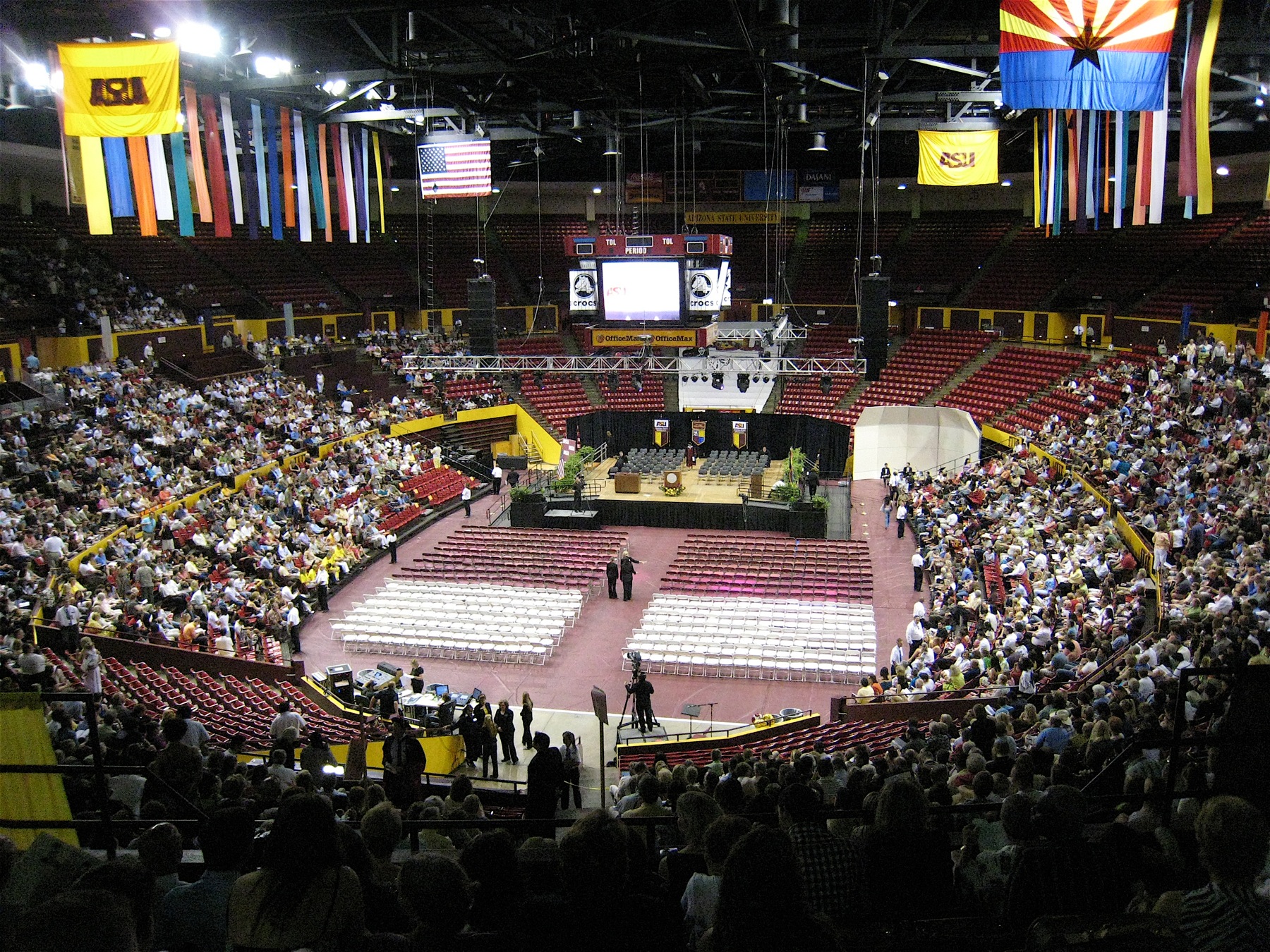 College graduation ceremony, representing college savings and custodial accounts
