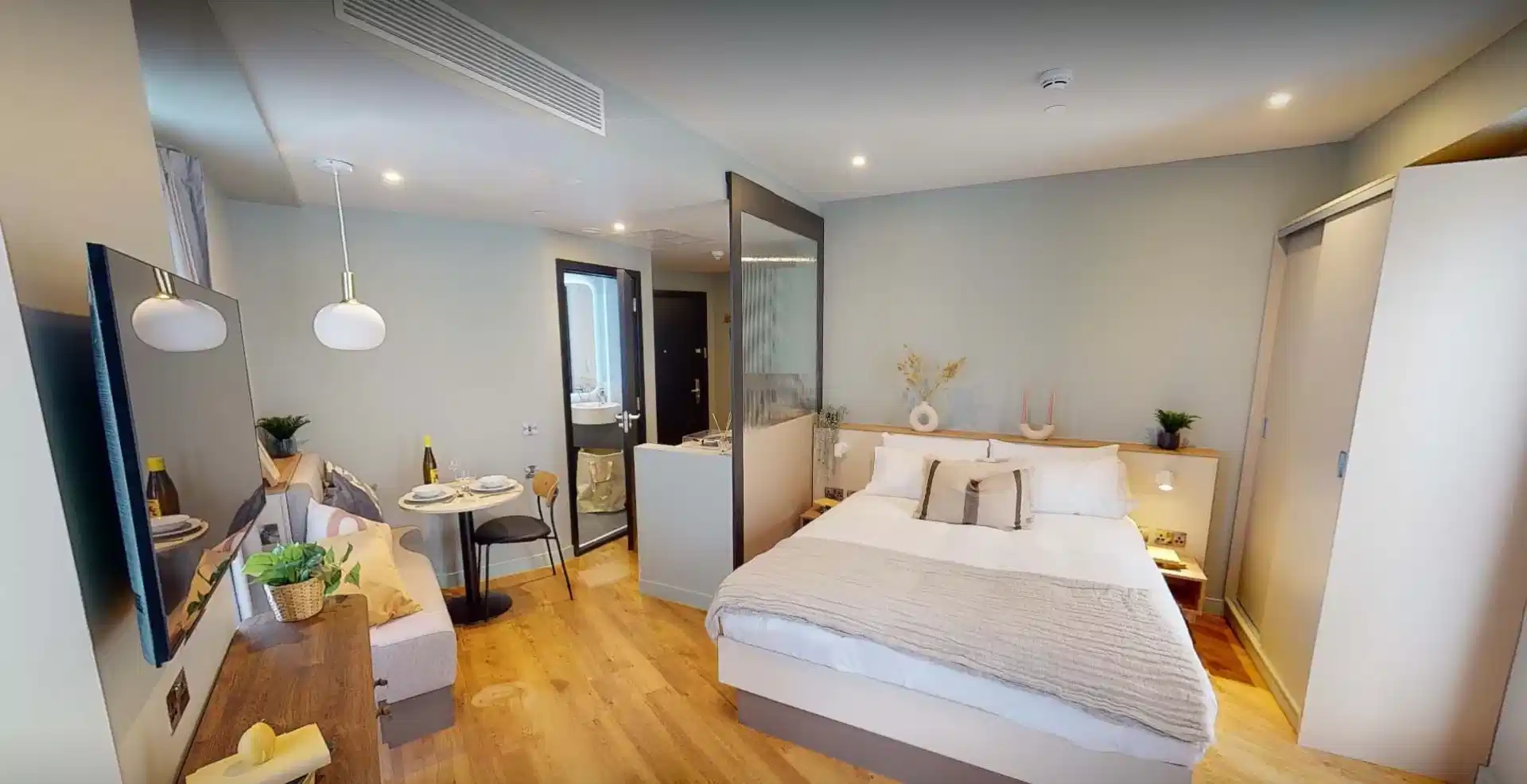 Premium - Bedroom