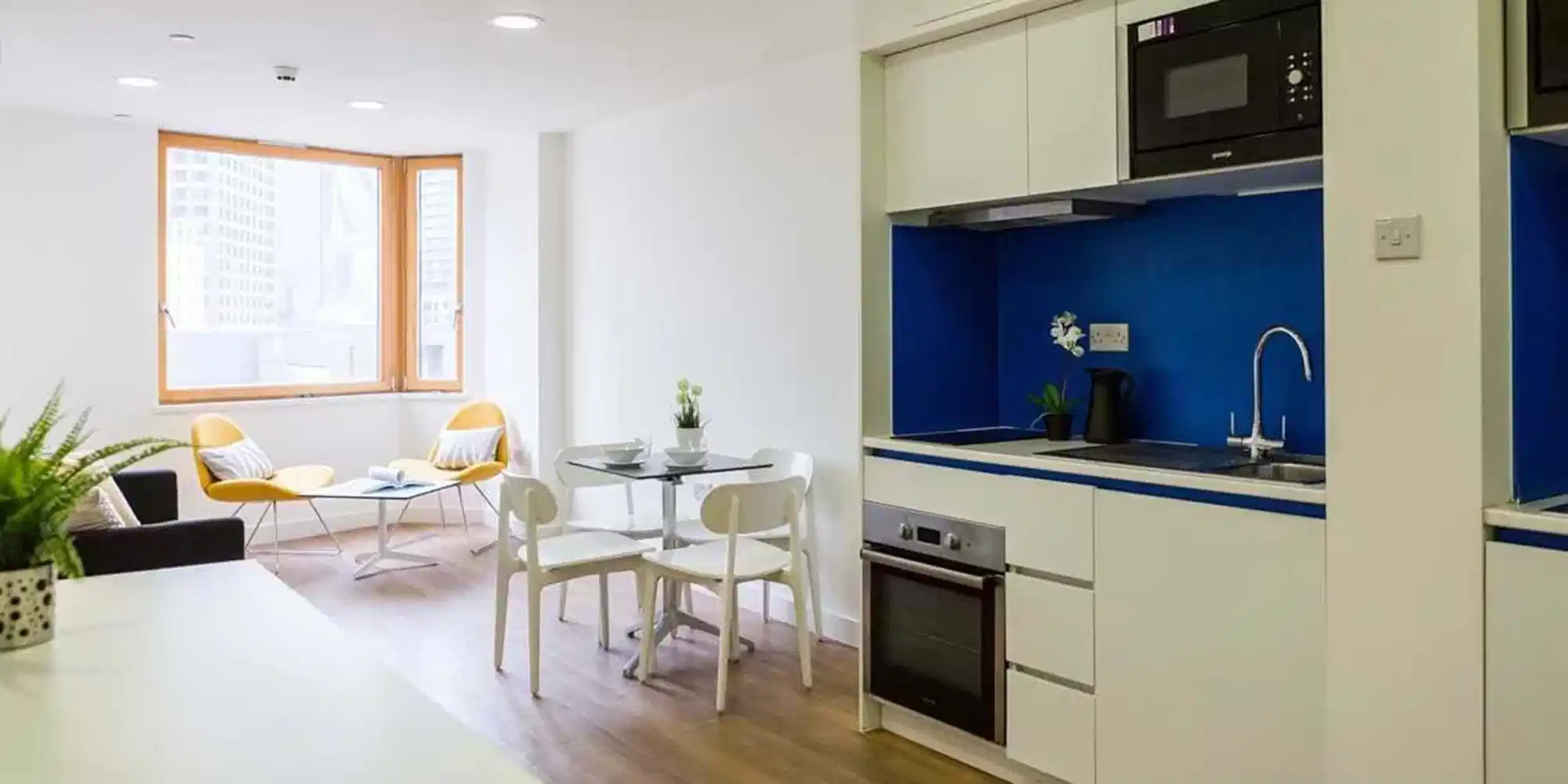 Silver Ensuite Upper - Kitchen