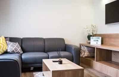 Bronze Ensuite Lower - Amenities