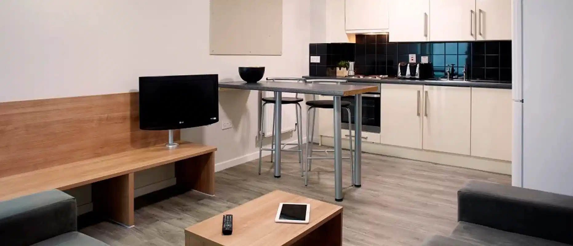 Gold 1 Bed Flat  - Kitchen